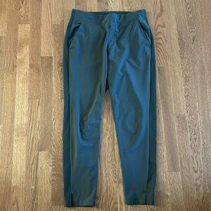 Athleta Women's Grey Casual Pant Size 6